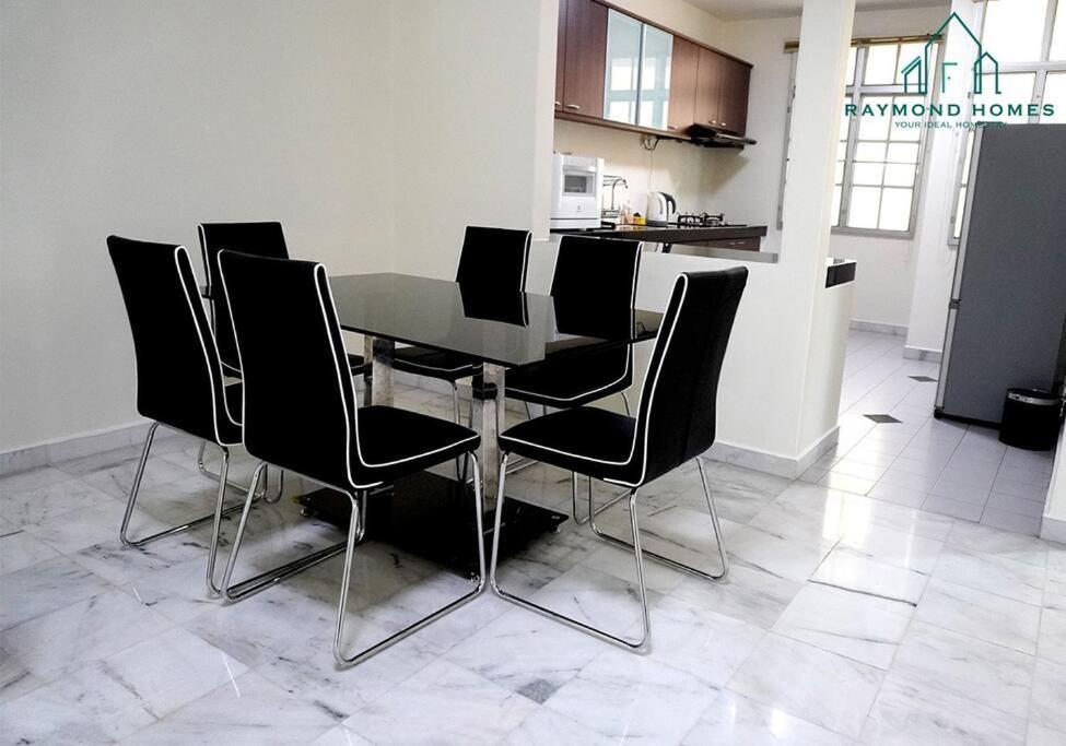 Apartamento 99 Kelawei George Town Exterior foto